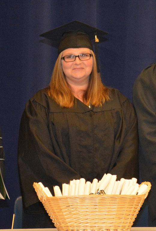 Adult Basic Skills graduation student speaker Melissa Pearce. (VGCC photo)