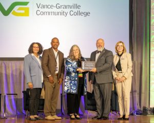 The National Association for Community College Entrepreneurship (NACCE) presents the Heather Van Sickle Entrepreneurial College of the Year to VGCC. From left, NACCE Senior Director of Membership Katie Gailes, VGCC Vice President of Workforce and Community Engagement Jerry Edmonds, VGCC President Rachel Desmarais, Roane State Community College President Chris Whaley, and NACCE President/CEO Rebecca A. Corbin.
