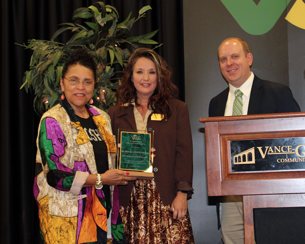 2023 VGCCF Distinguished Alumni Award presentation