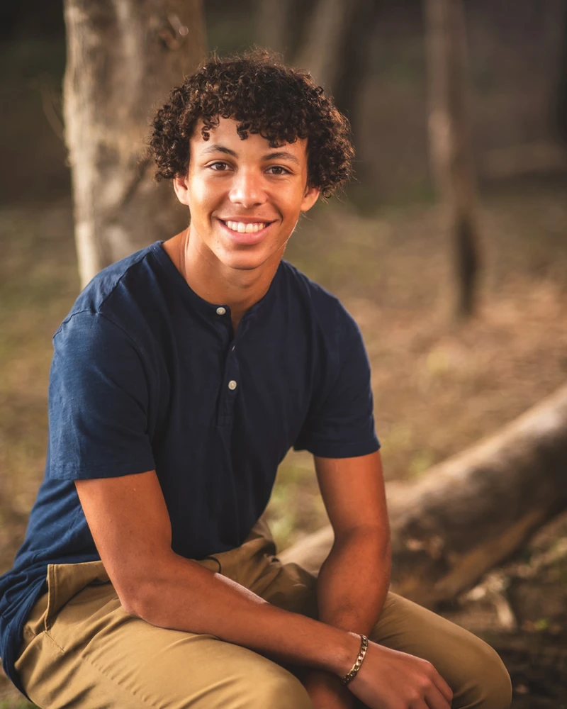 Grayson Gaul-Kinyon's senior portrait [2025 Academic Excellence Award]