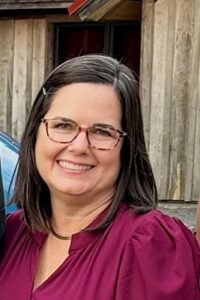 Jennifer Brauer smiling.
